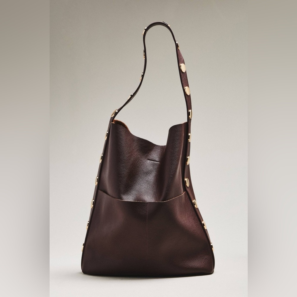 Elegant Brown Leather Shoulder Bag